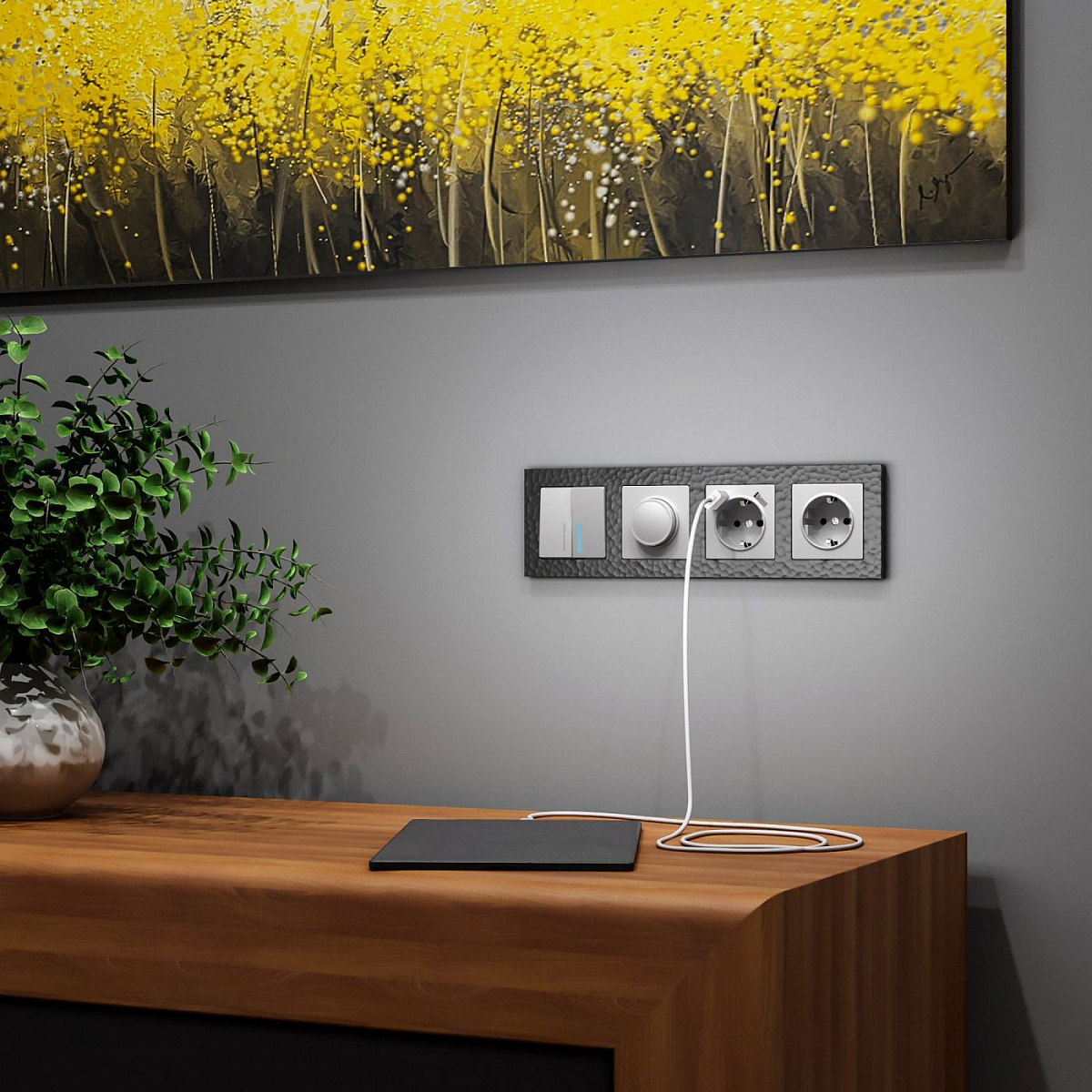 W1171106/ Розетка с заземлением и шторками (серебряный) W1171106