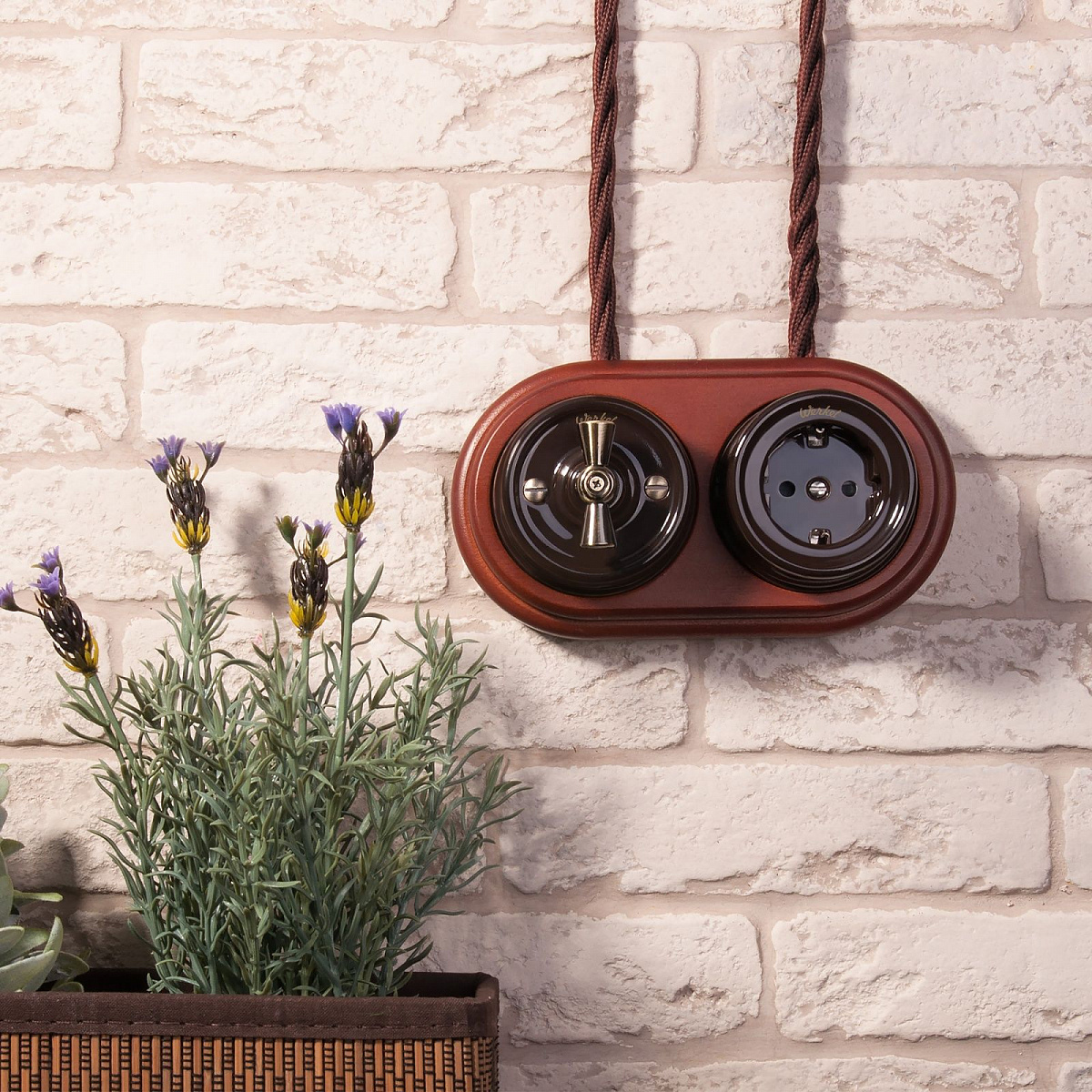 Выключатель на 4 положения двухклавишный коричневый ретро W5620014