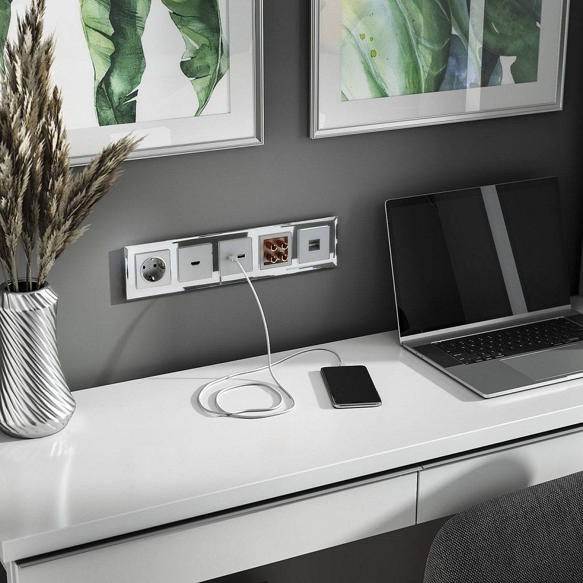 W1171106/ Розетка с заземлением и шторками (серебряный) W1171106